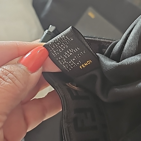 Fendi Borsa Grande, EUC - Picture 12 of 14